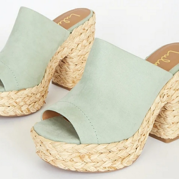 Lulus Platform Slide Sandals - Picture 1 of 4
